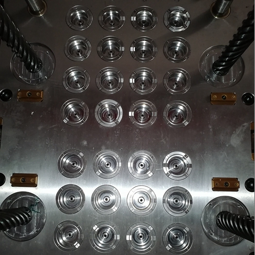 pumd dispenser 33 410 closure molds toolings emulsion foam pump aerosol valve caps moulds 03.jpg